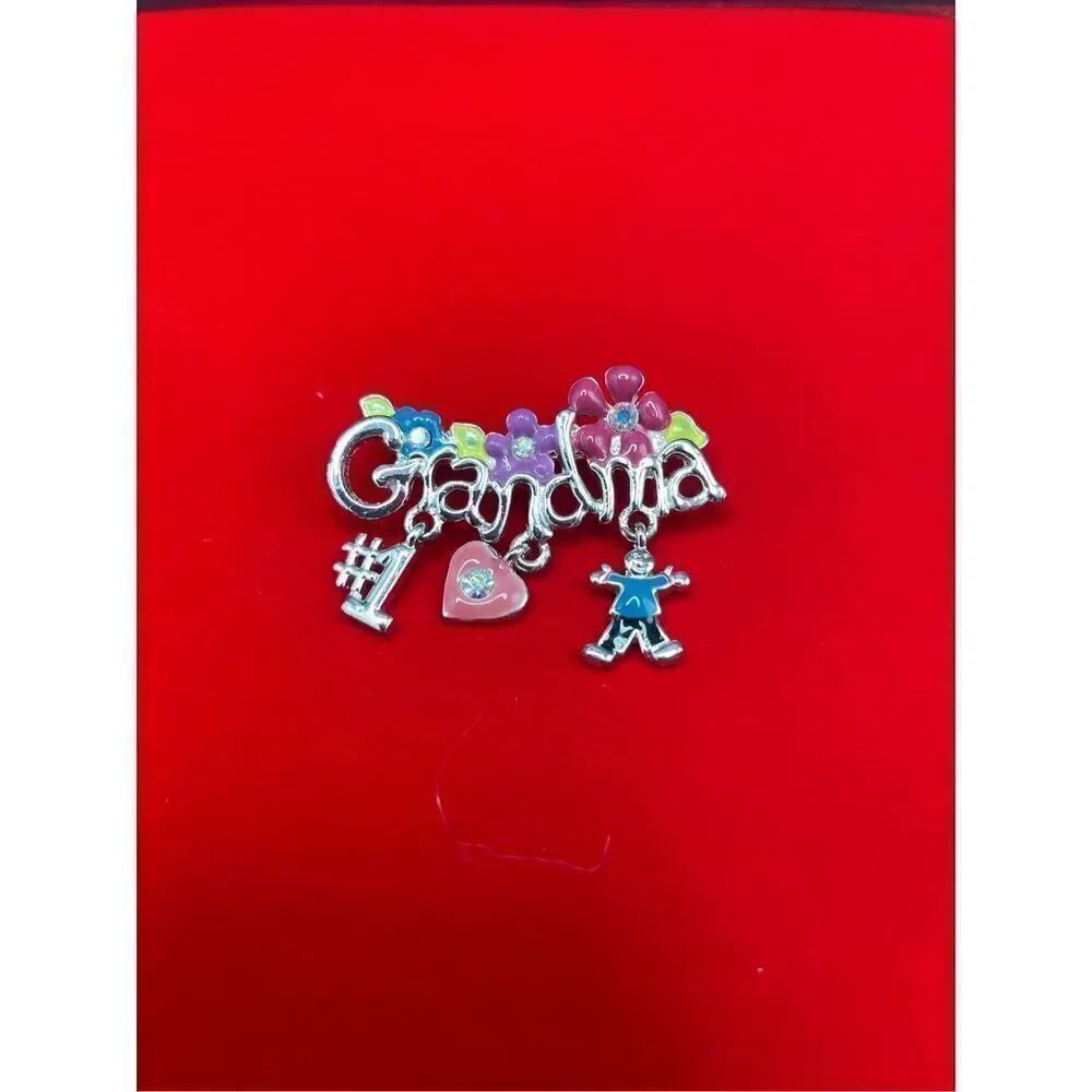 Grandma Pin or Pendant Silver and Rhinestone Gift Idea